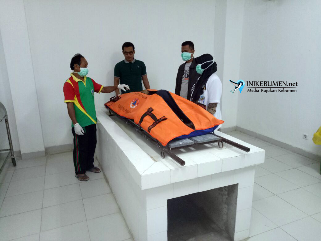 Asmanya Kambuh, Tukang Becak Mesin Meninggal saat Menunggu Penumpang