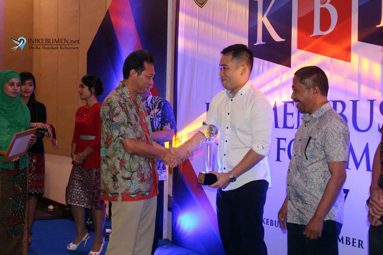 Meotel Kebumen Raih Penghargaan Perusahaan Terbaik pada KBF 2017