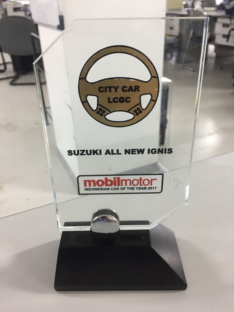Dua Mobil Anyar Suzuki Raih Penghargaan di Ajang ICOTY 2017