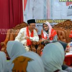 Gelar Pengajian Akbar, Darori Bagi-bagi Hadiah Umroh