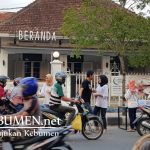 Berbagi Kebahagiaan, Beranda Eatery Bagikan Takjil Gratis