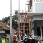 Tersengat Listrik Tegangan Tinggi, Pekerja Bangunan di Kebumen Dilarikan ke Rumah Sakit
