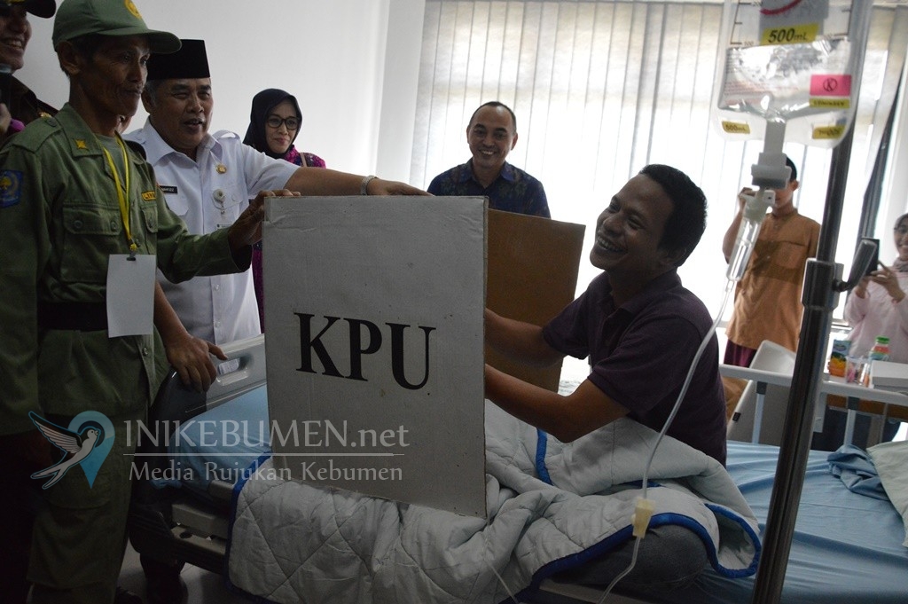 Pilgub Jateng, Ketua PKB Kebumen Nyoblos di Rumah Sakit