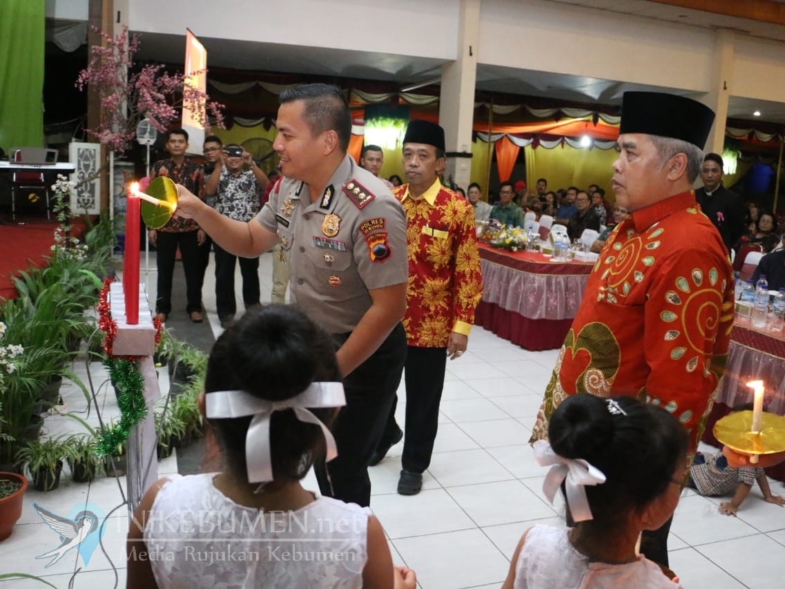 Hadiri Perayaan Natal,  Gus Yazid Ajak Umat Kristen Kebumen Tidak Mudah Terprovokasi