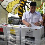 Gus Yazid Butuh Waktu Sembilan Menit untuk Mencoblos Lima Surat Suara