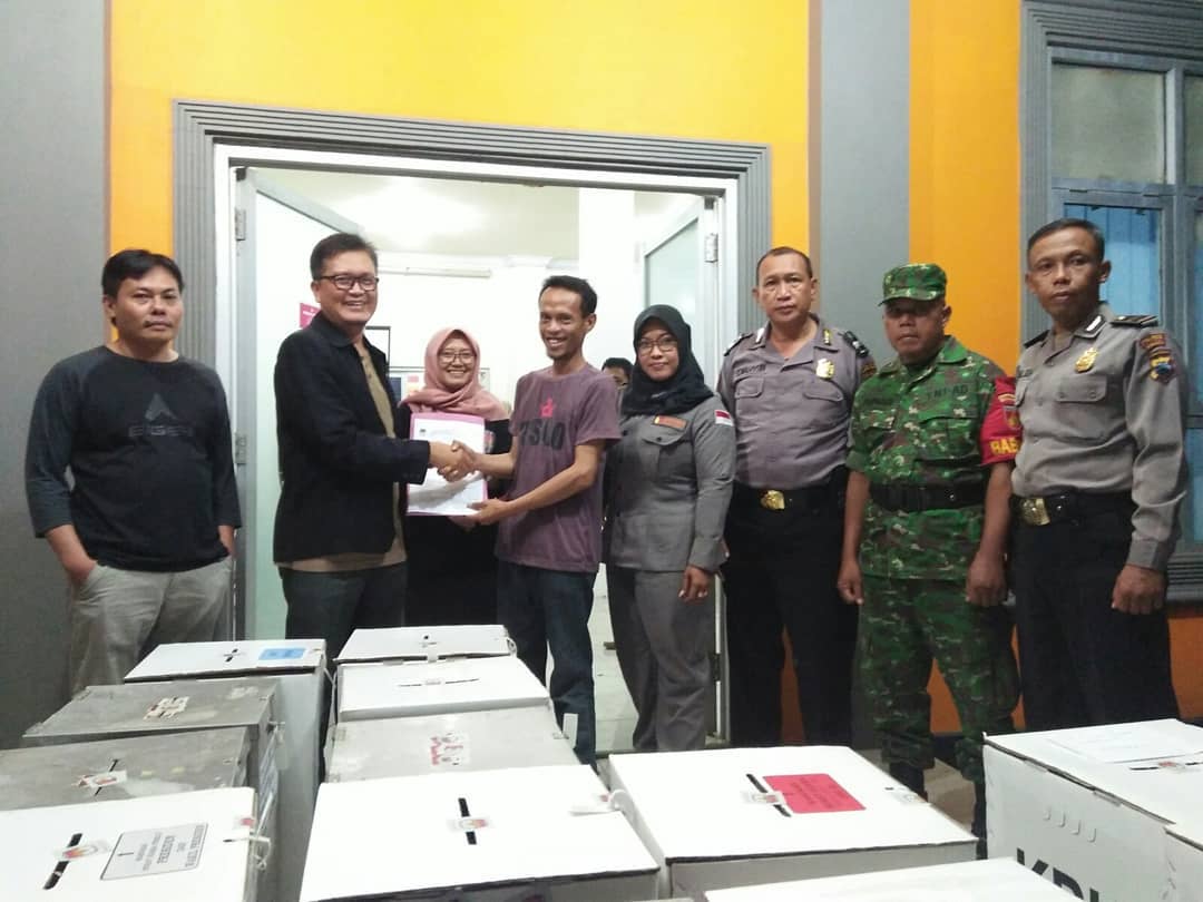 Lima Kecamatan di Kebumen Selesaikan Rekapitulasi Perolehan Suara