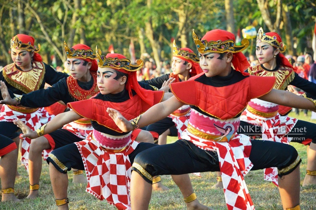Tari Cepetan Meriahkan Pembukaan Persami Saka Wira Karya