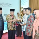 Kades Pejengkolan Raih Penghargaan Kades Terbaik di Kabupaten Kebumen