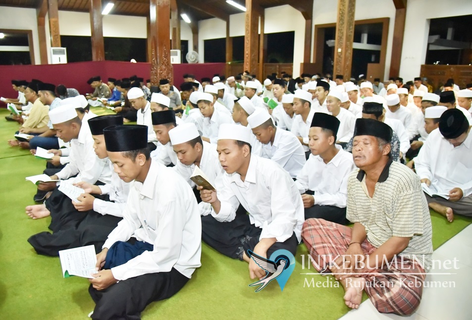 Malam Jumat Kliwon, Pemkab Kebumen Gelar Yasin Tahlil Perdana di 2020