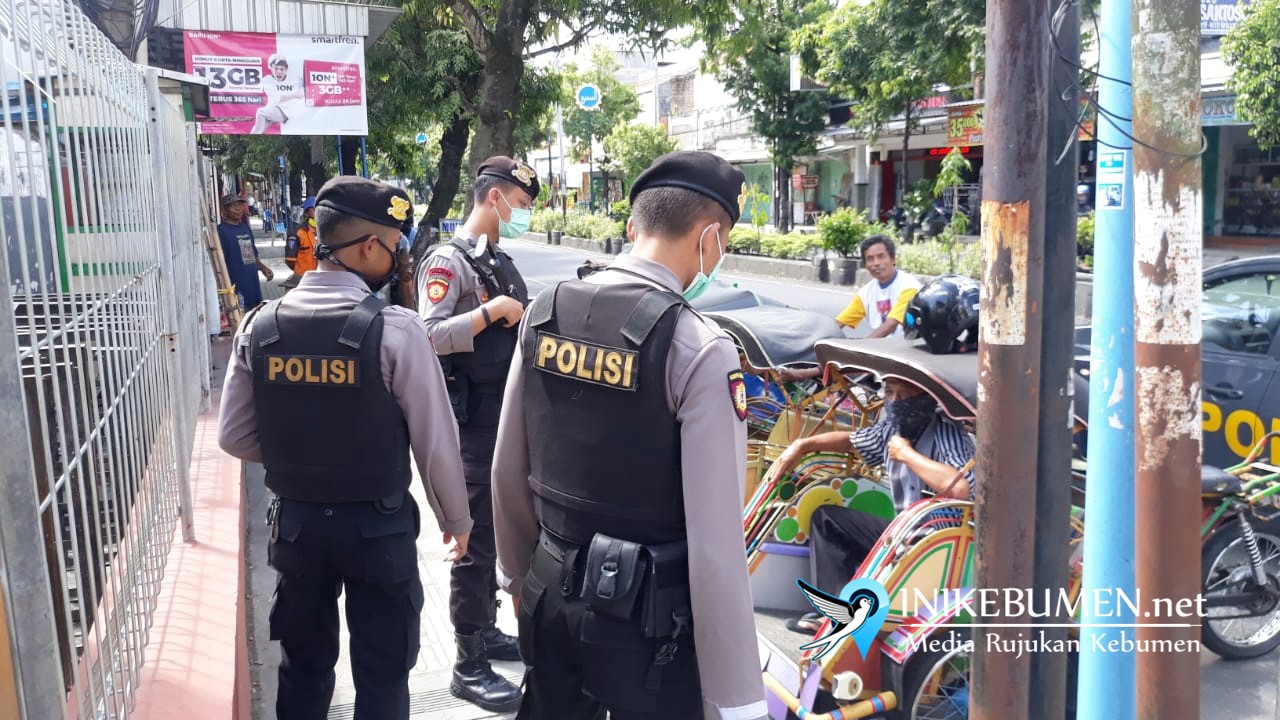 PENTING! Untuk Cegah Covid-19, Warga Kebumen Wajib Pakai Masker PENTING! Untuk Cegah Covid-19, Warga Kebumen Wajib Pakai Masker