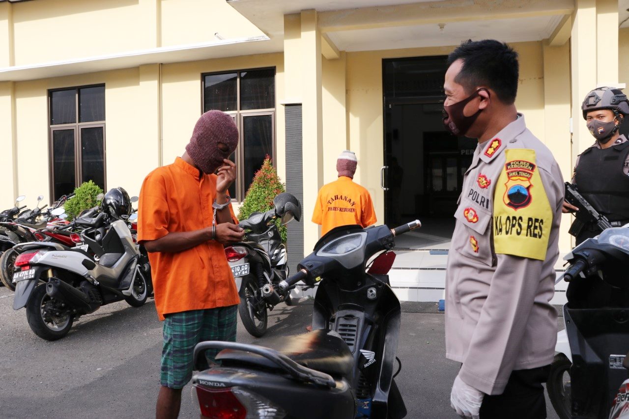 Wow! Hanya 1,5 Bulan, Mantan Penjual Martabak Asal Mirit ini Nyuri 8 Motor