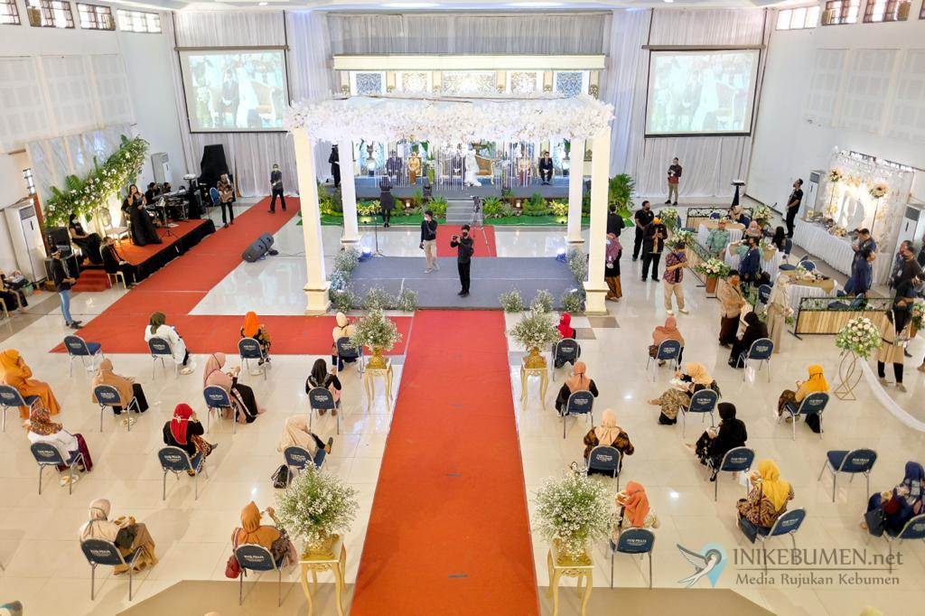 Bupati Kebumen Hadiri Simulasi Resepsi Pernikahan Fase New Normal