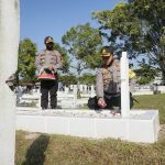 Jelang Hari Bhayangkara, Polres Kebumen Tabur Bunga di Taman Makam Pahlawan