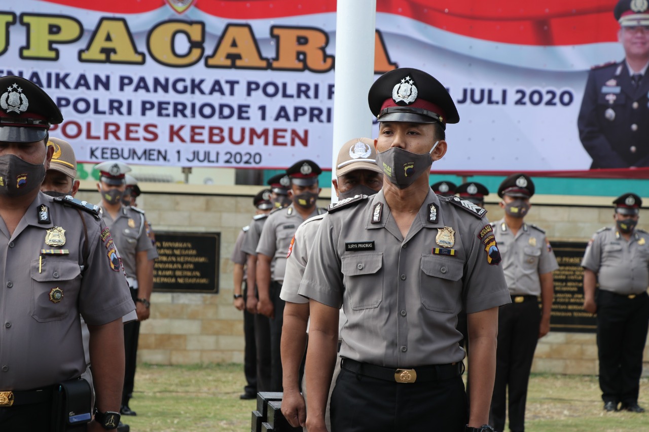 Hari Bhayangkara, 48 Personel Polres Kebumen Naik Pangkat