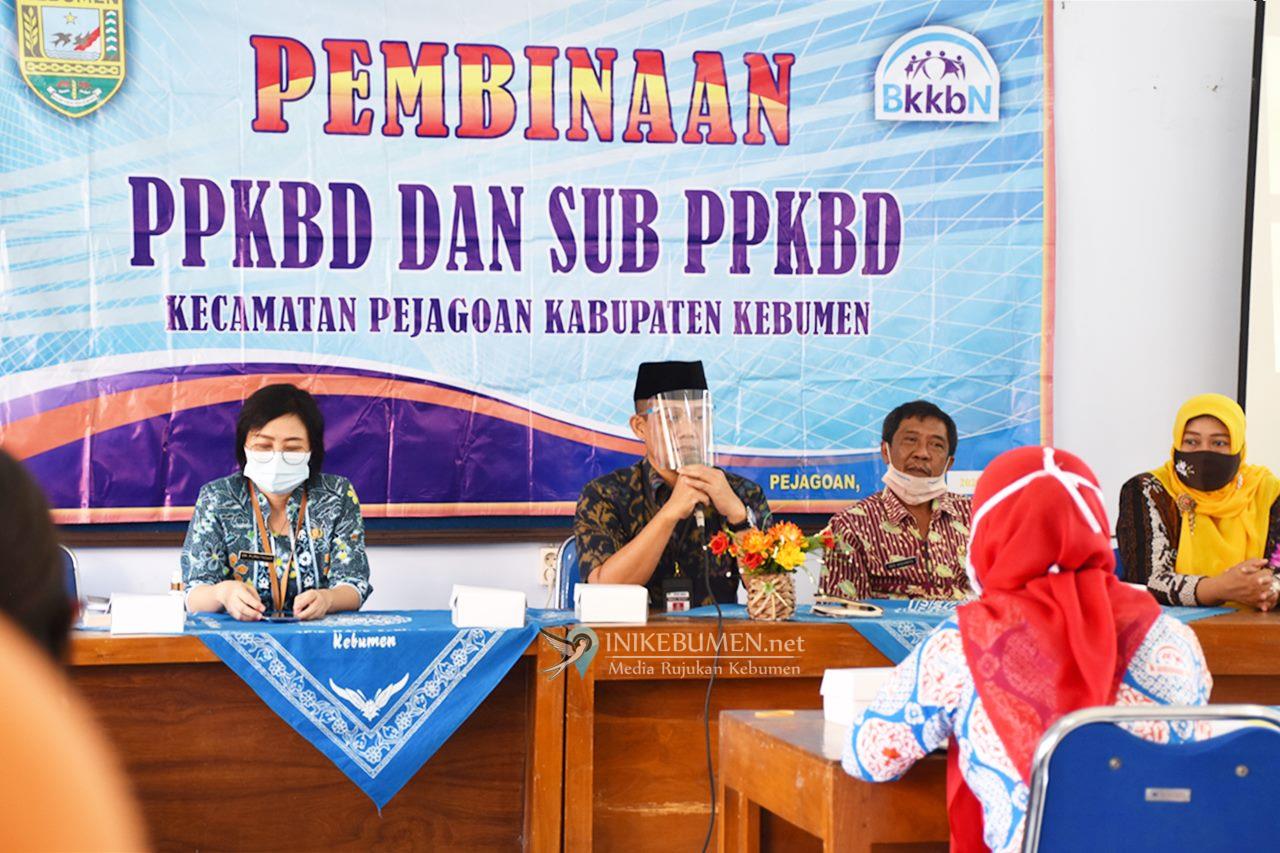 Serahkan Kendaraan Dinas, Wabup Kebumen Sebut PPKBD Miliki Peran Penting