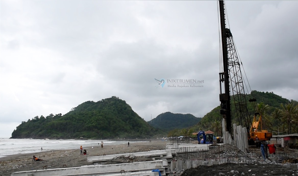 Penahan Ombak Senilai Rp 1,9 Miliar Dibangun di Pantai Suwuk