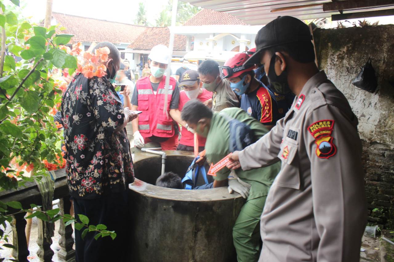 Innalillah, Warga Kelurahan Panjer Ditemukan Meninggal di Sumur Innalillah, Warga Kelurahan Panjer Ditemukan Meninggal di Sumur