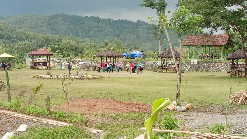 Menikmati Eksotisme Sungai Lukulo di Taman Bale Malang