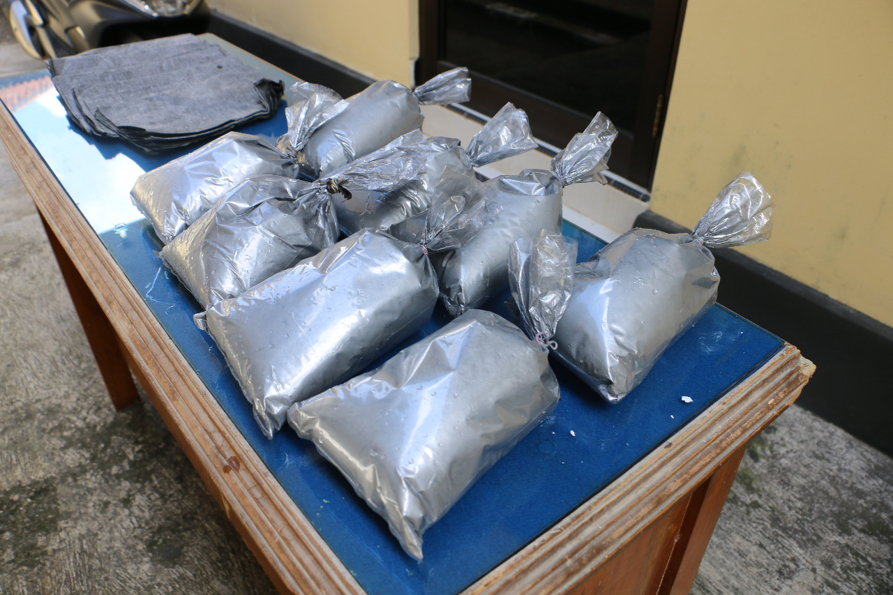 Niatnya Mau Dijual Lewat FB, 21 Kg Serbuk Petasan Diamankan Polres Kebumen