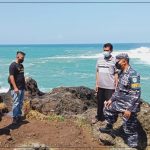 Dua Wisatawan Terseret Ombak, Ini Penjelasan Pengelola Pantai Menganti