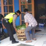Bantu Warga yang Isolasi Mandiri, Polsek Petanahan Bagikan Sayur Gratis