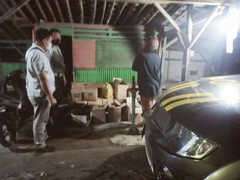 Ratusan Miras Jenis Ciu Hingga Vodka Diamankan Polisi di Sruweng