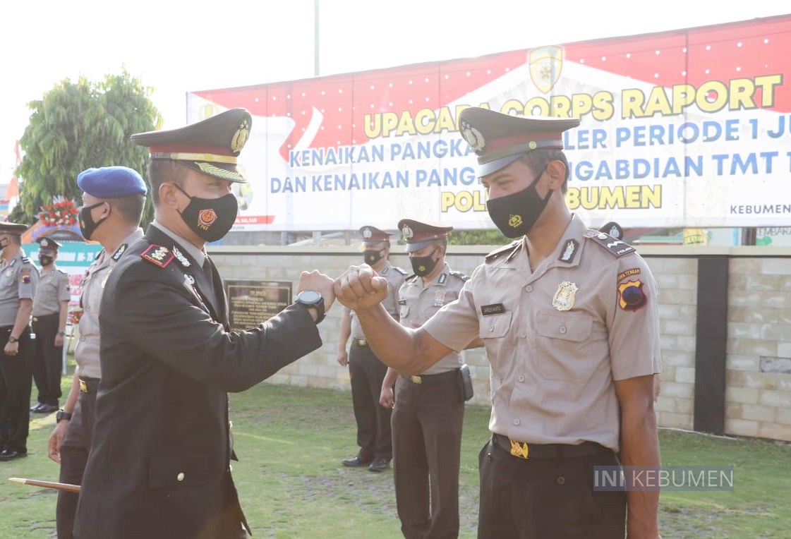 40 Polisi di Kebumen Naik Pangkat Tepat di Hari Bhayangkara ke-75