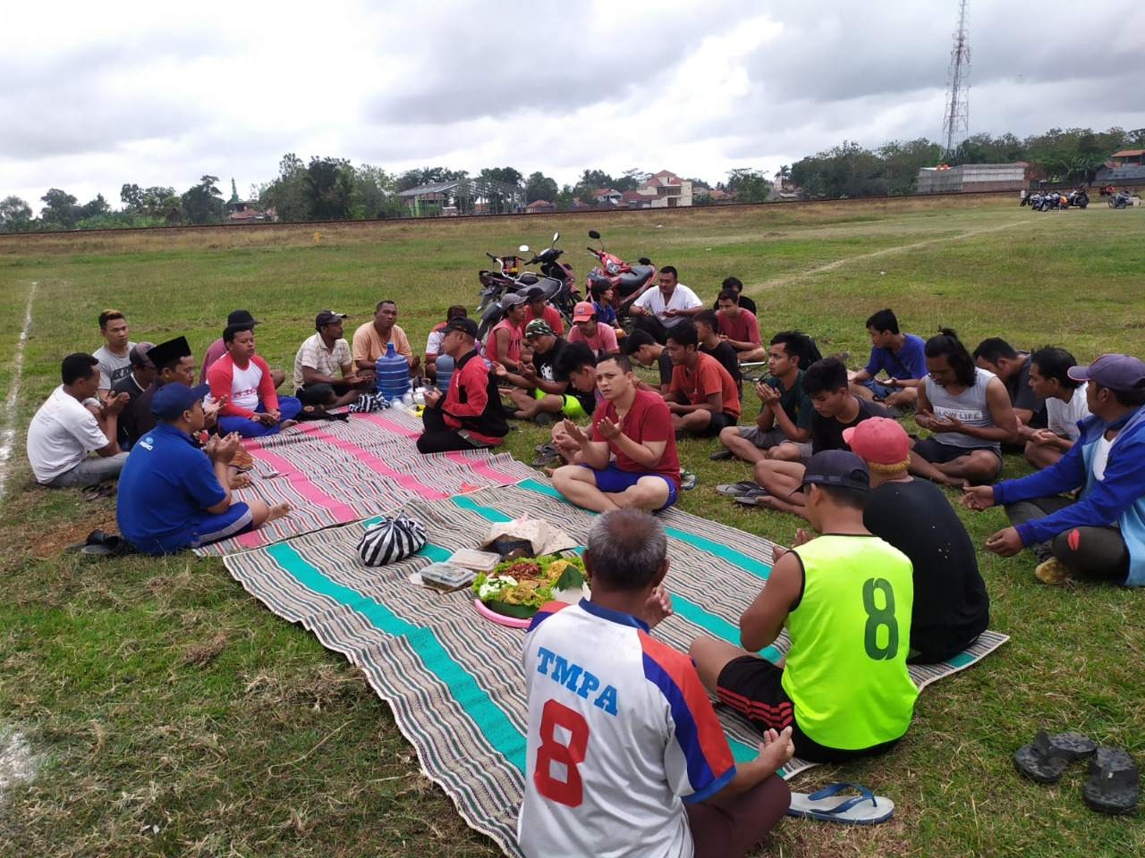 Karang Taruna Kelurahan Selang Hidupkan Kembali Lapangan yang Lama Mangkrak Karang Taruna Kelurahan Selang Hidupkan Kembali Lapangan yang Lama Mangkrak
