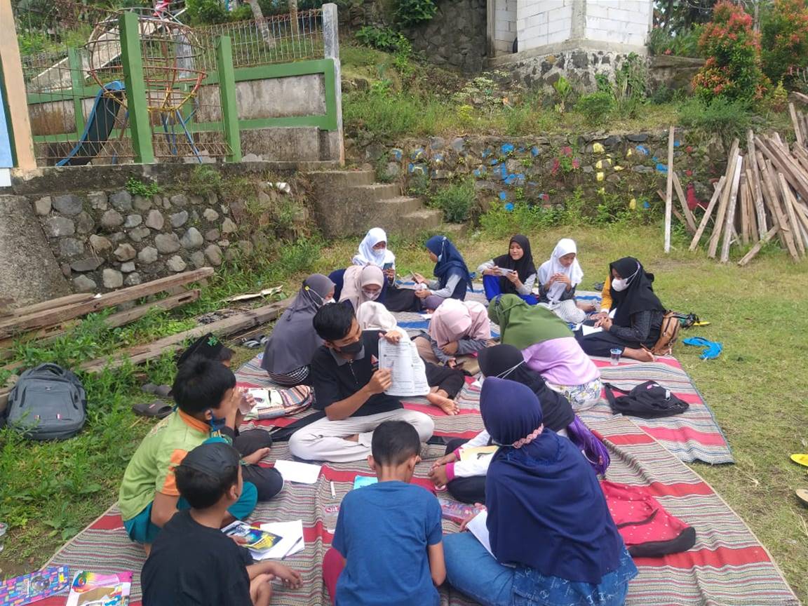 Songsong Dimulainya PTM, Karang Taruna Gelar Peniron Mengajar