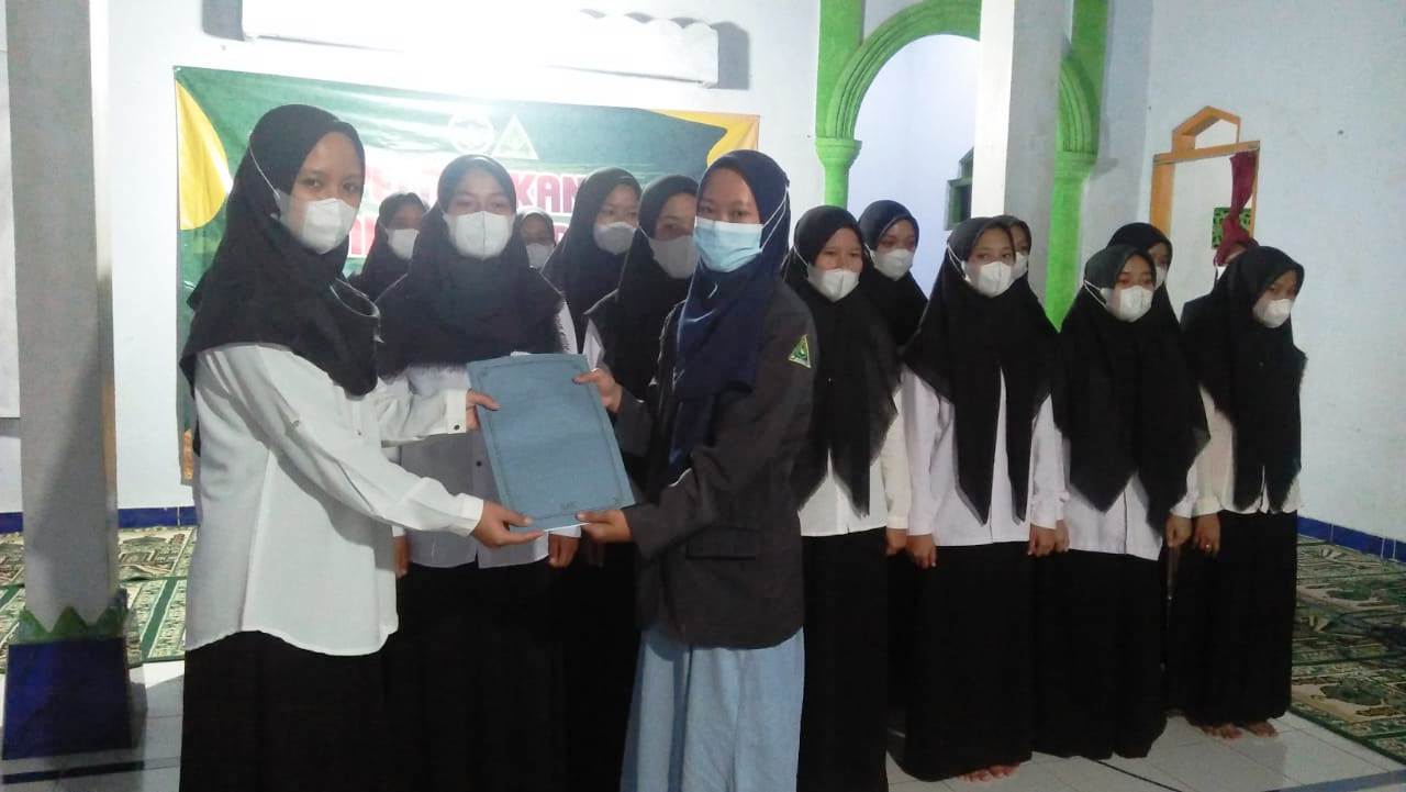 “Membaca Sejarah, Menentukan Arah” Diseminarkan di Pelantikan IPNU-IPPNU Peniron