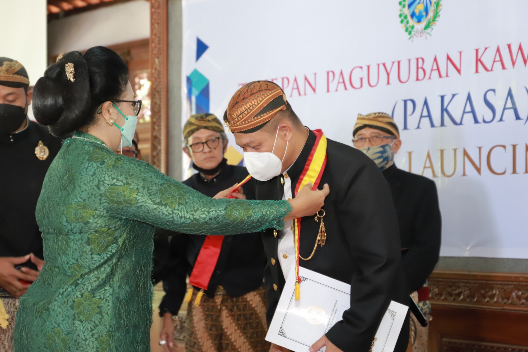 Gelar dari Keraton Solo, Bupati Kebumen Kini Bernama  KRA Arif Sugiyanto Wreksonagoro