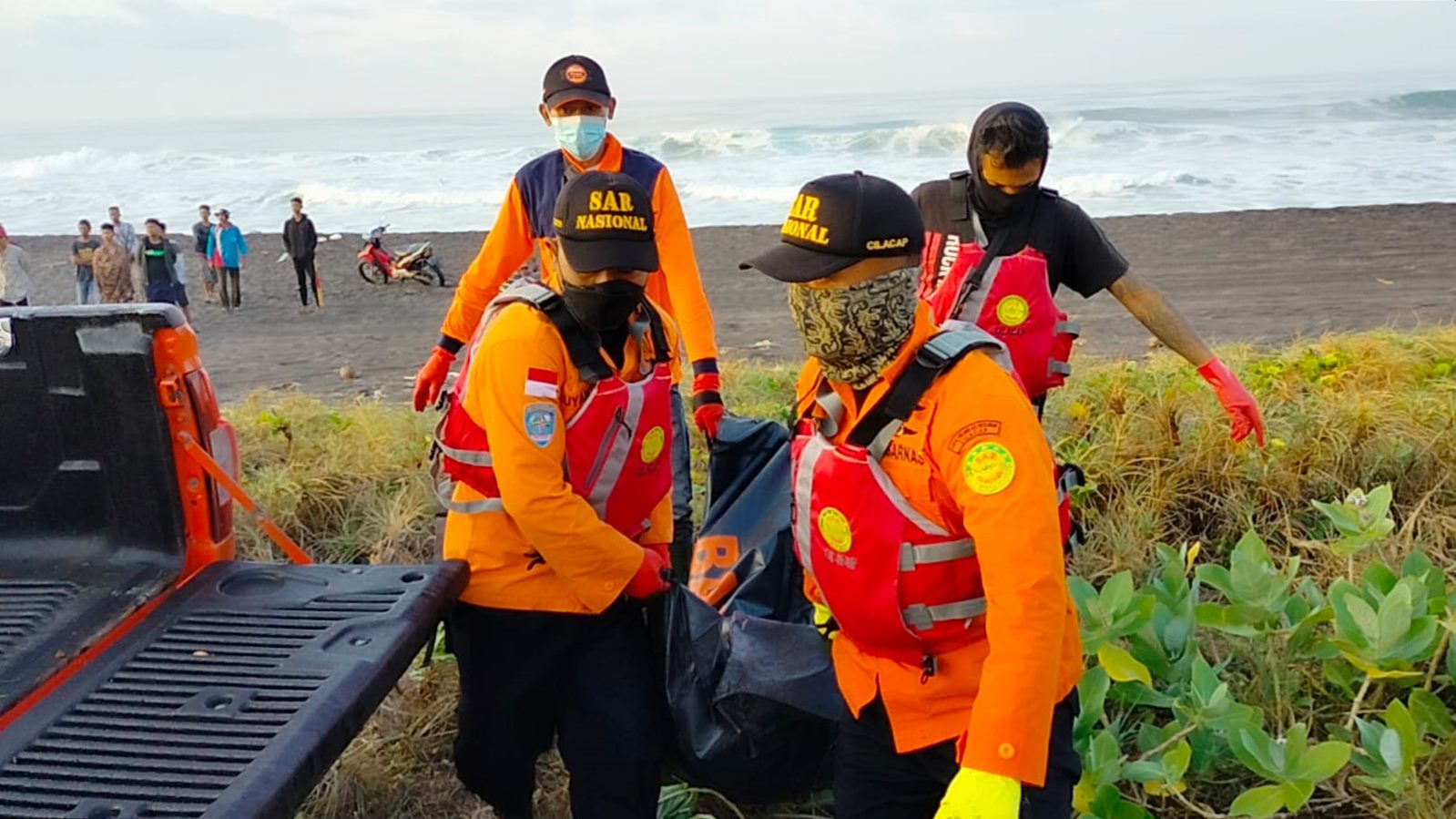 Satu Korban Nelayan Hilang Ditemukan Meninggal di Pantai Mirit