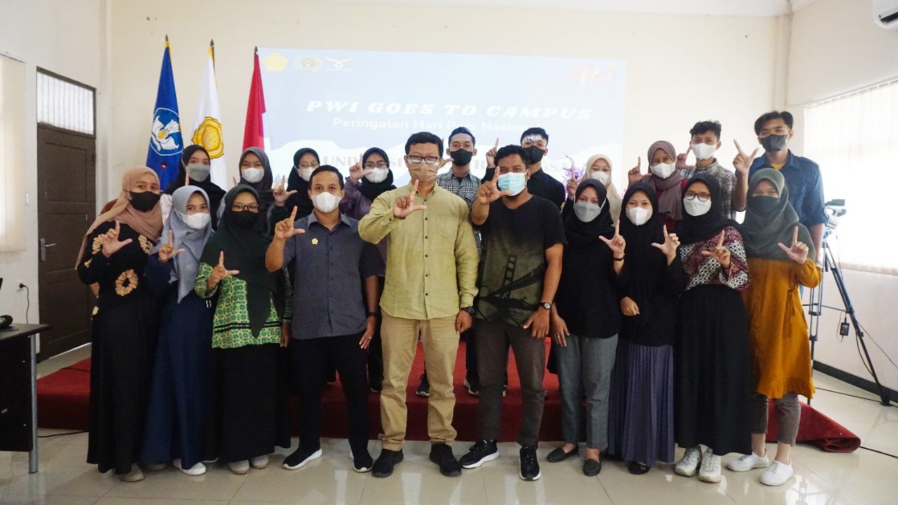 PWI Kebumen Goes to Campus, Ajak Mahasiswa Cerdas Bermedia Sosial