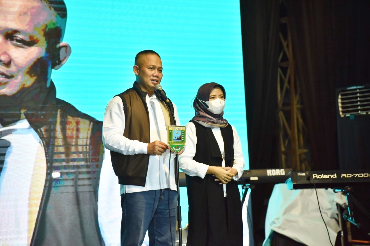 Satu Tahun Menjabat, Indeks Kepuasan Masyarakat 66,5 Persen Terhadap Kinerja Bupati Kebumen