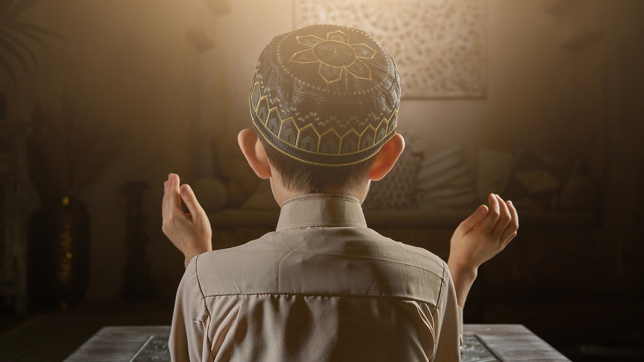 Jadwal Sholat Kebumen Hari Ini Minggu 13 Agustus 2023: Subuh, Zuhur, Asar, Magrib dan Isya