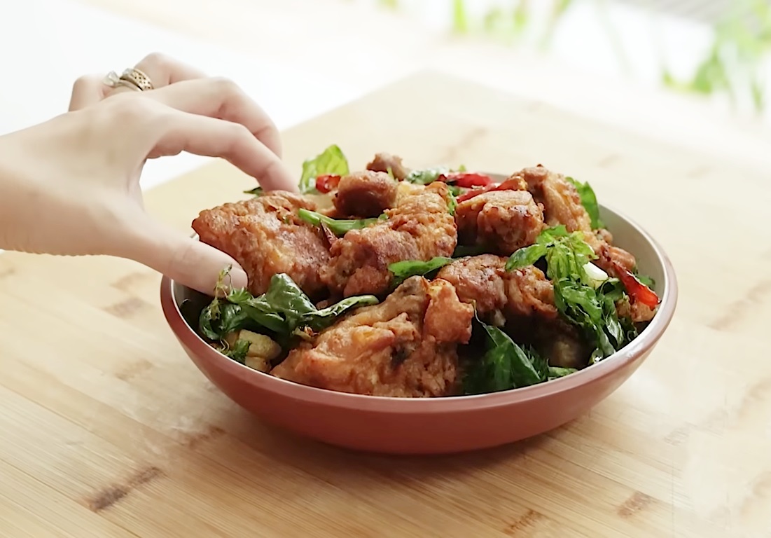Resep Ayam Goreng Kari ala Chef Devina Hermawan: Wangi Berempah dan Rasa Gurihnya Meresap, Wajib Coba!