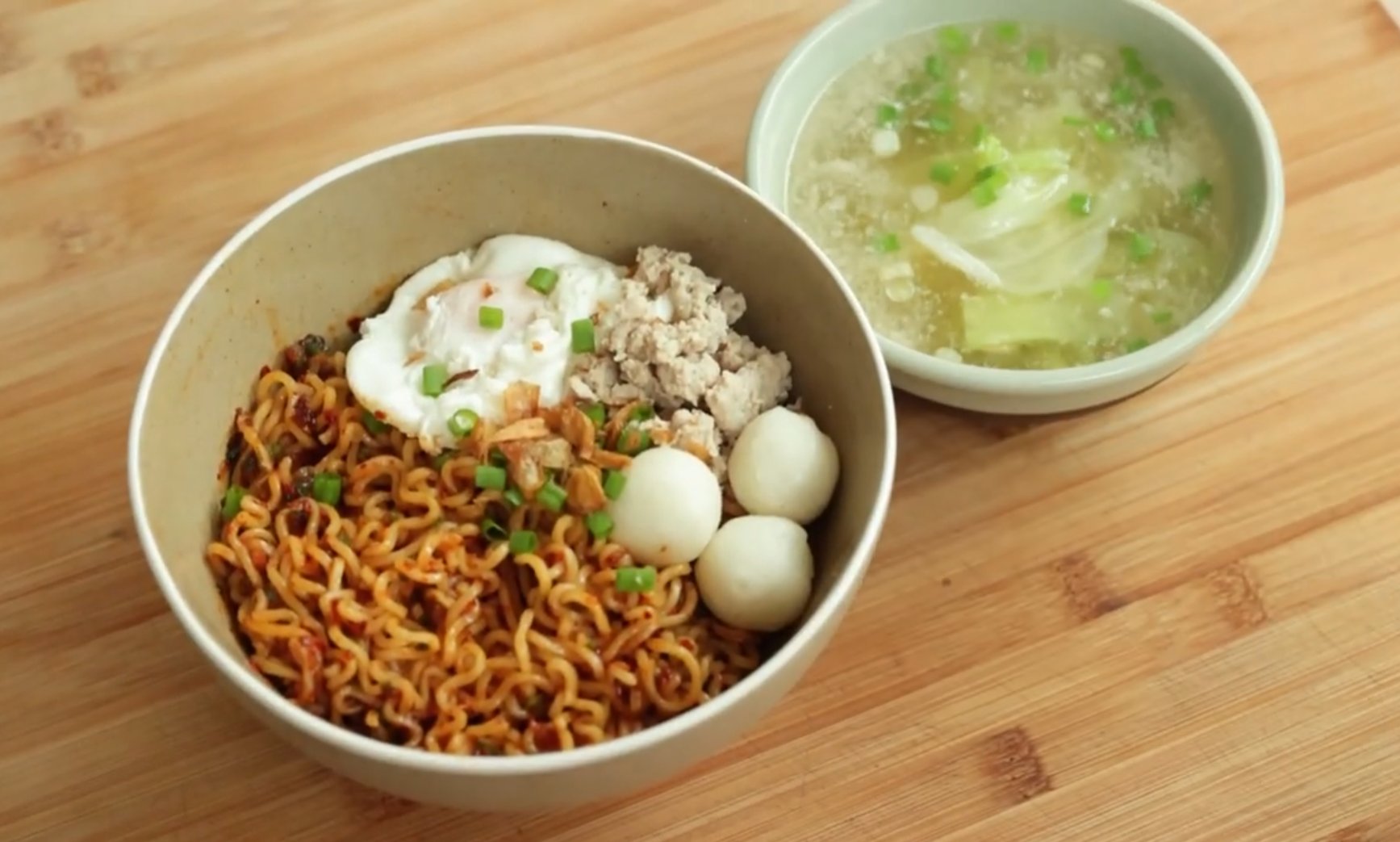 Resep Mie Chili Oil ala Chef Devina Hermawan, Gak Nyangka Bahannya Cuma Mie Instan Biasa