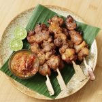 Menu Praktis! Resep Sate Ayam Manis ala Chef Devina, Makin Nikmat Pakai Sambal Bawang
