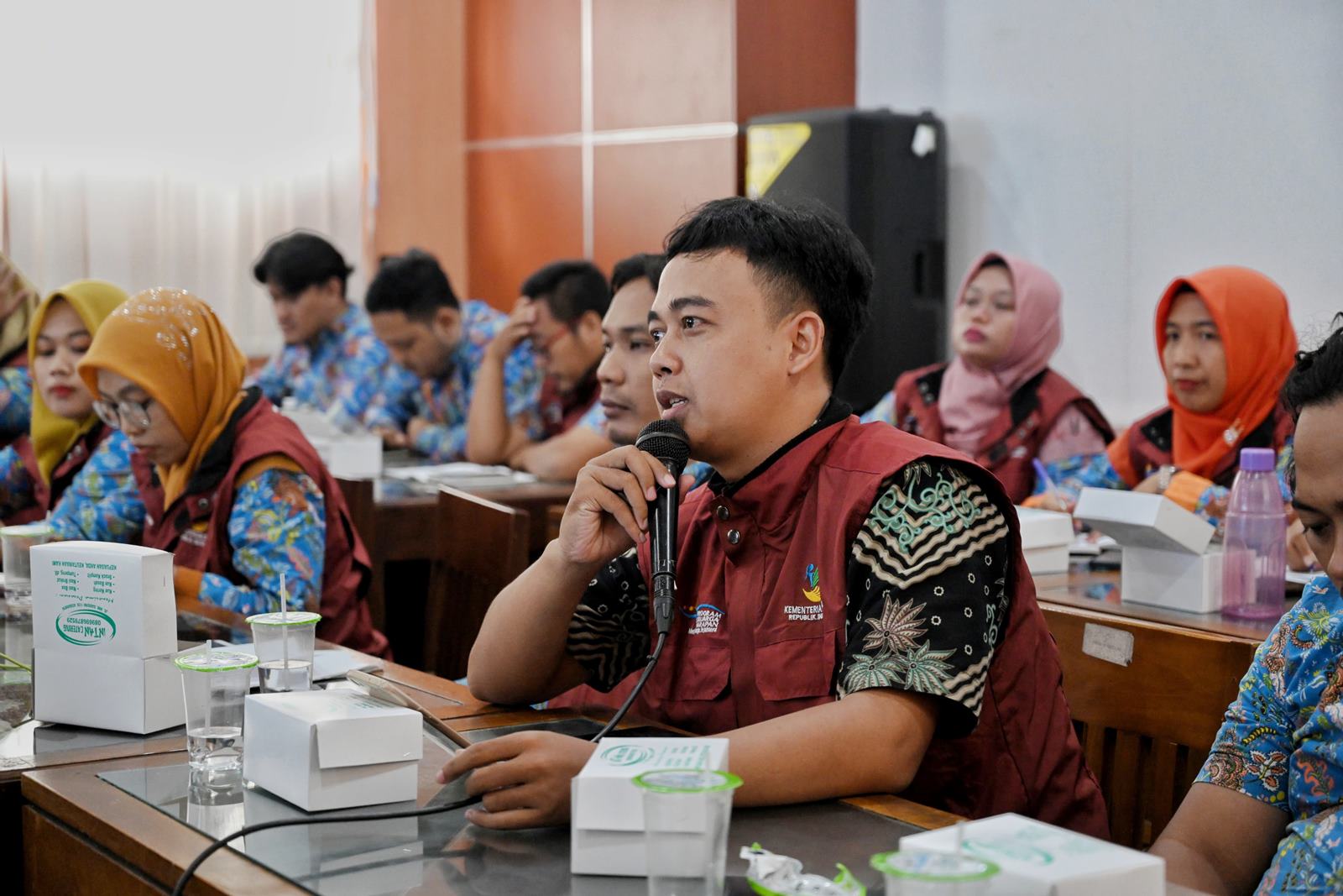 Dikumpulkan di Komplek Pendopo, Bupati Kebumen Sebut Banyak Pendamping PKH Belum Benar-Benar Tahu Kondisi Warga Miskin