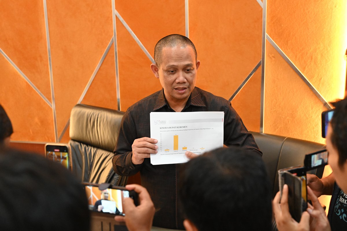 Survei LSI, Mayoritas Warga Kebumen Puas dengan Kinerja Bupati Arif Sugiyanto