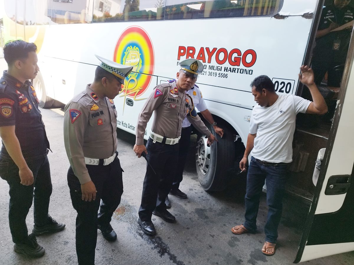Operasi Patuh Candi, Satlantas Gelar Ramp Check Kendaraan Bus, Berikut Tujuannya